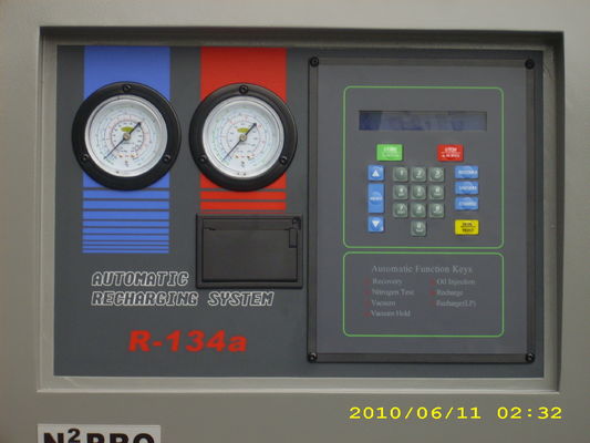 Automatische Autoac Recyclingsmachine/de Automachine van de Koelmiddelenterugwinning met de test van de Stikstoflekkage en printer
